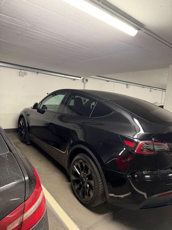 Gebraucht Tesla Model Y Long Range AWD 274 kW (373 PS) 2022 Schwarz SUV