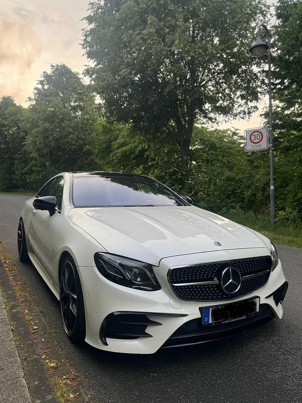 Gebraucht Mercedes E400 340 PS (250 kW) 2020 Weiß Coupé