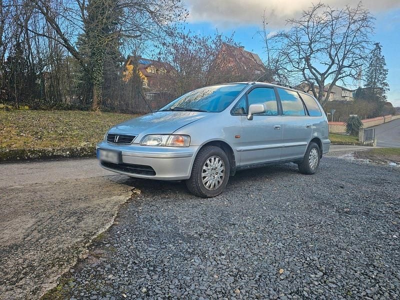 Second-hand Honda Shuttle LS 150 CP (110 kW) 2000 Argintiu Monovolum