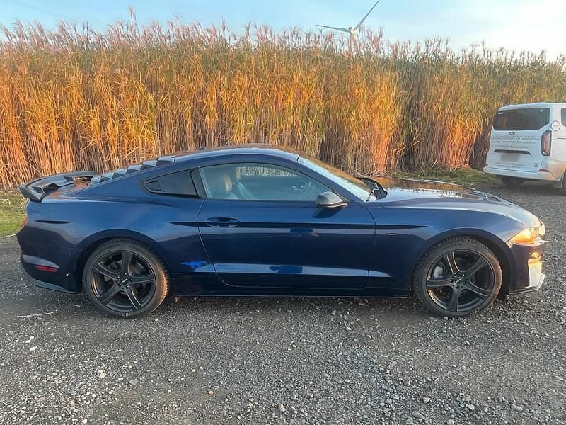 Second-hand Ford Mustang 317 CP (233 kW) 2020 Albastru Coupe