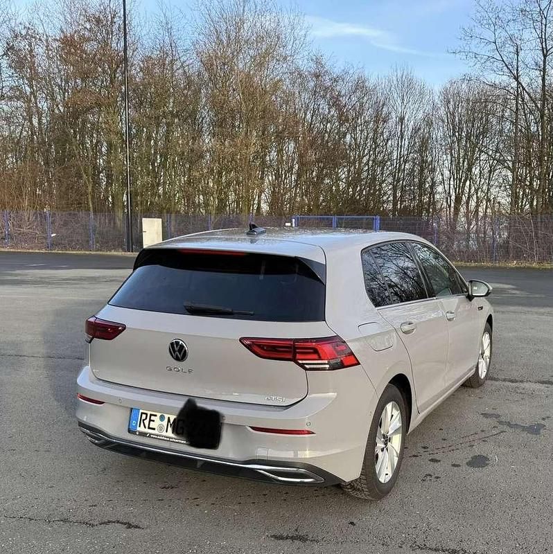 Gebraucht VW Golf VII Style 150 PS (110 kW) 2021 Kleinwagen