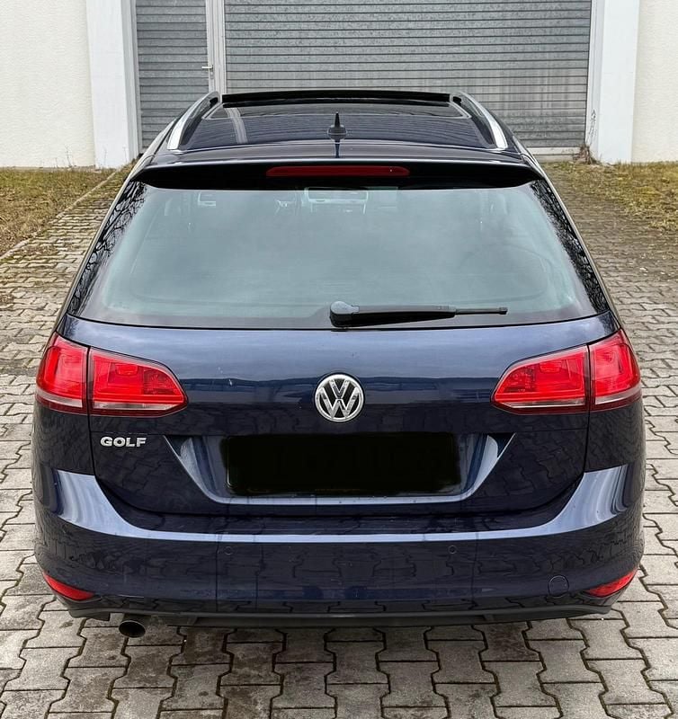 Gebraucht VW Golf VII LOUNGE 110 PS (80 kW) 2015 Blau Kombi