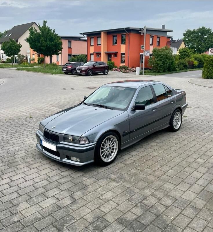 Silber Gebraucht 1995 BMW 320 M Performance Limousine | 8.000 € - Bild 1/4