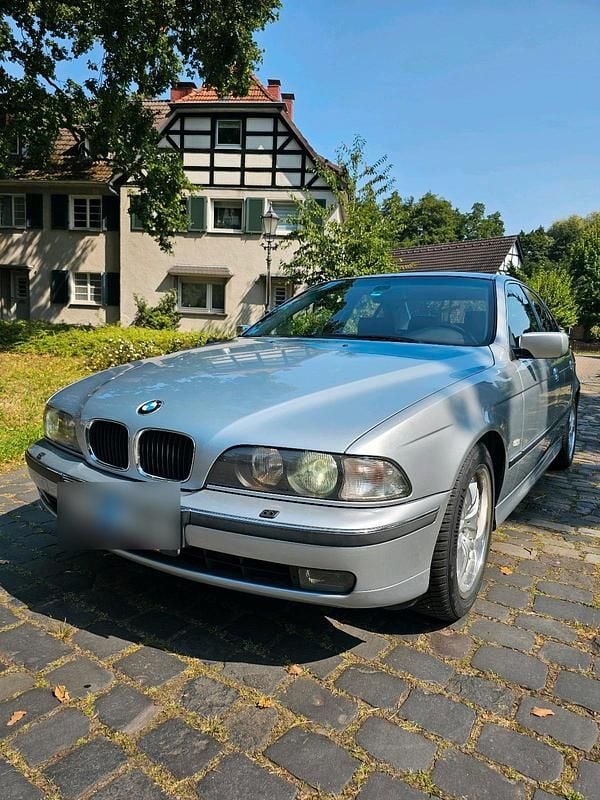 Silber Gebraucht 1998 BMW 528 Limousine | 4.250 € (Guter Preis) - Bild 1/4
