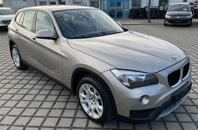 Gebraucht BMW X1 150 PS (110 kW) 2012 Silber SUV