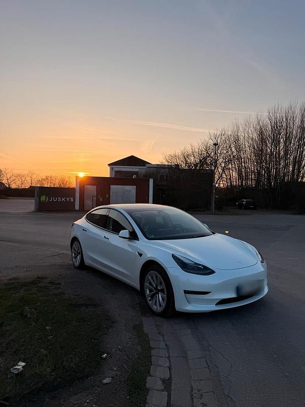 Gebraucht Tesla Model 3 Long Range AWD 367 kW (500 PS) 2022 Weiß Limousine