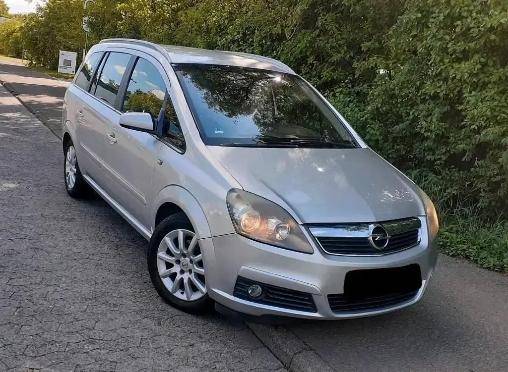 Gebraucht Opel Zafira 140 PS (102 kW) 2006 Silber Van / Kleinbus