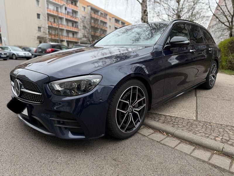 Gebraucht Mercedes E220 AMG 194 PS (142 kW) 2021 Kombi