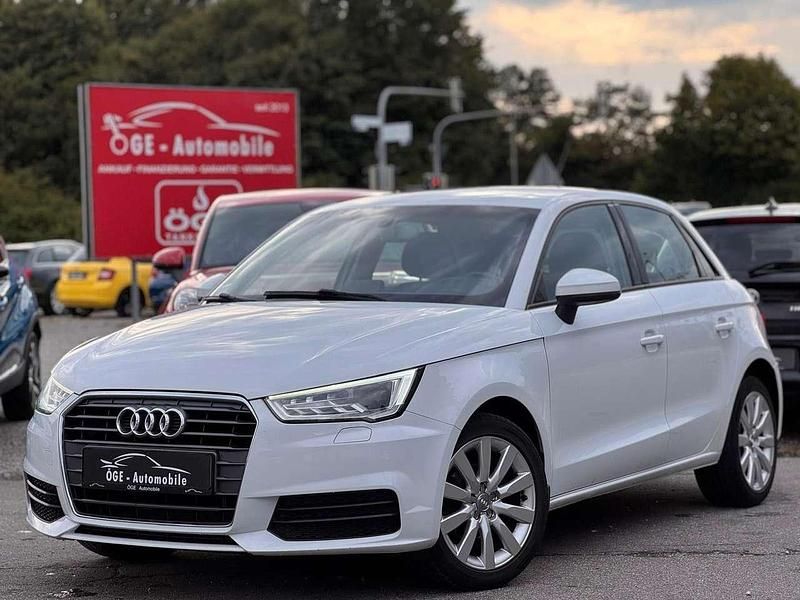 Weiß Gebraucht 2015 Audi A1 Sportback Sport Kleinwagen | 8.350 € (Fairer Preis) - Bild 1/4