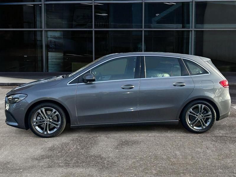 Gebraucht Mercedes B220 Progressive 190 PS (139 kW) 2019 Grau Van / Kleinbus