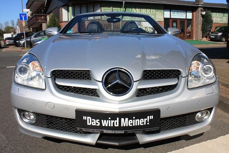 Gebraucht Mercedes SLK200 184 PS (135 kW) 2010 Silber Cabrio