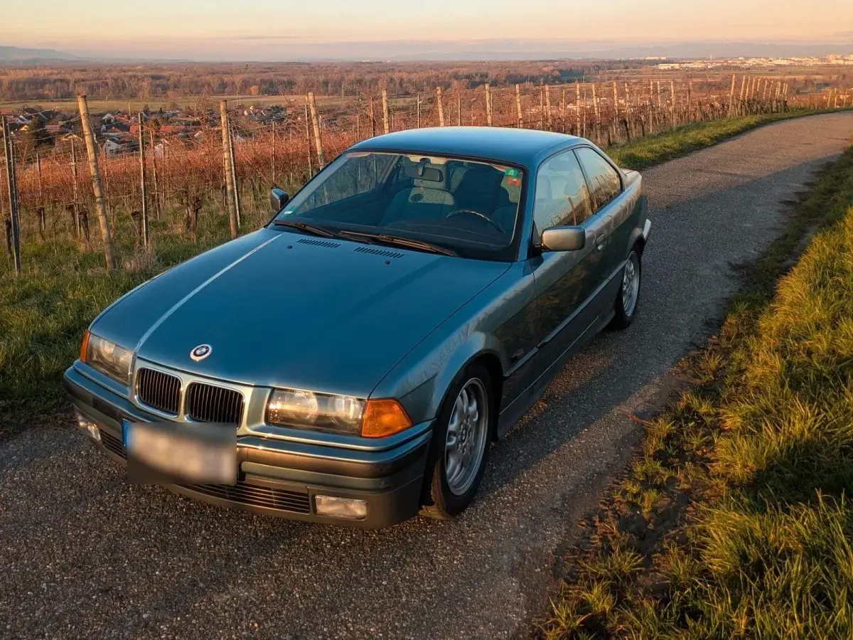 Gebraucht BMW 316 Performance 102 PS (75 kW) 1995 Blau Coupé