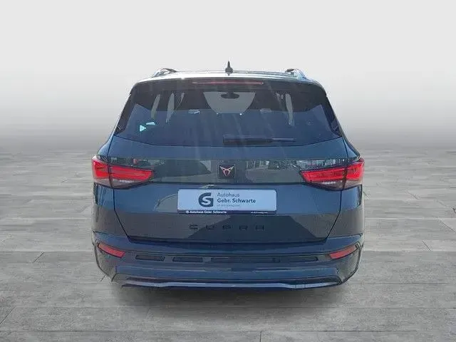 Neu Cupra Ateca 190 PS (139 kW) 2026 Grün SUV