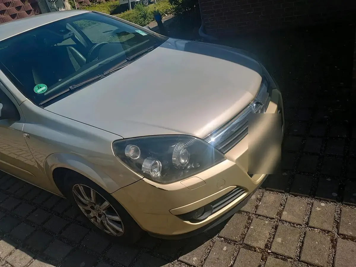 Gebraucht Opel Astra Cosmo 125 PS (91 kW) 2004 Gold Limousine