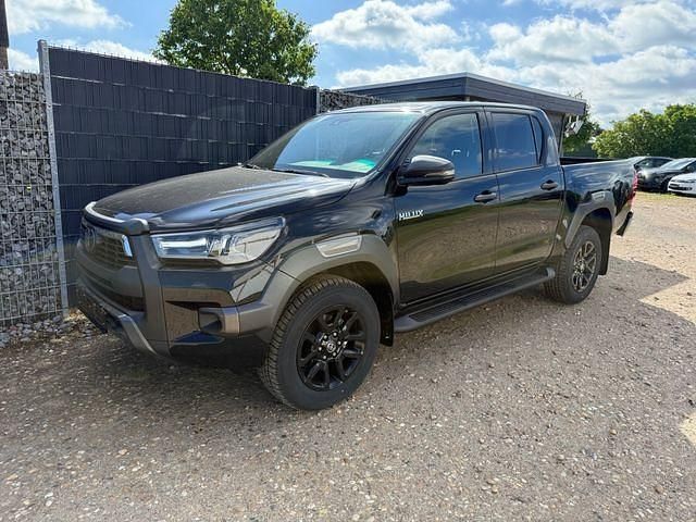 Neu Toyota HiLux 204 PS (150 kW) 2025 Ash grey Pickup