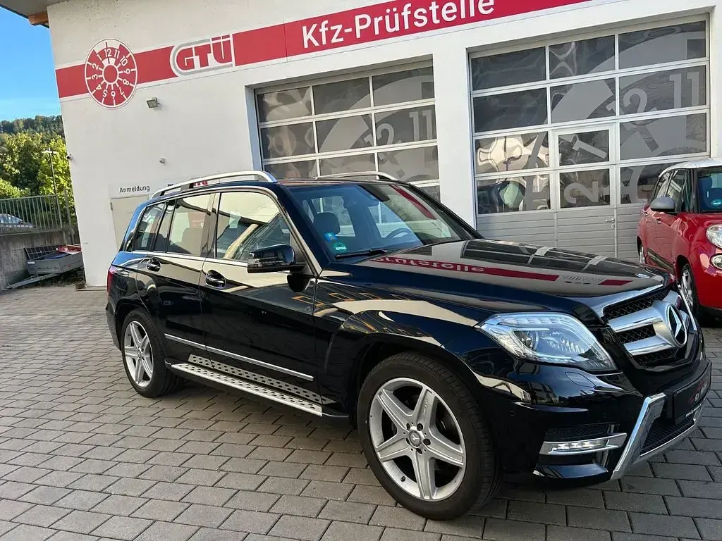 Gebraucht Mercedes GLK220 Sport 170 PS (125 kW) 2014 Schwarz SUV
