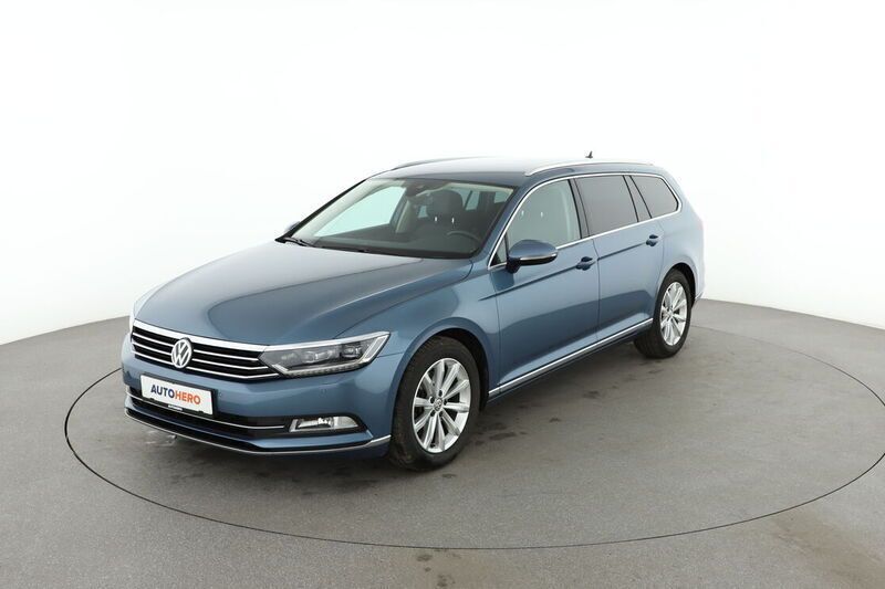 Blau Gebraucht 2016 VW Passat Highline Kombi | 17.710 € (Fairer Preis) - Bild 1/4