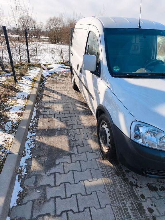 Gebraucht Opel Combo 75 PS (55 kW) 2011 Weiß Van / Kleinbus