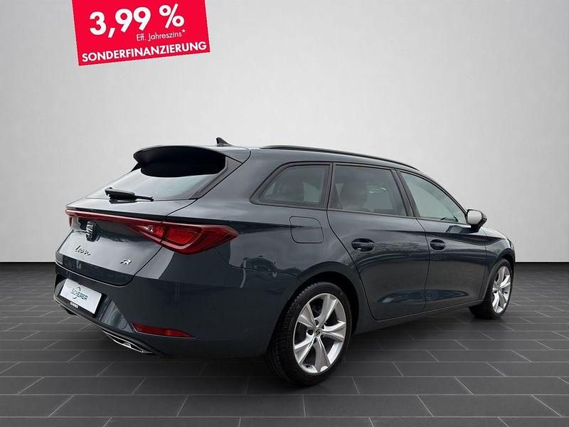Neu Seat Leon FR 150 PS (110 kW) 2025 Fjordblau Kombi