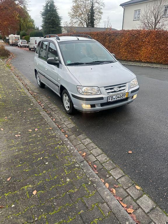 Silber Gebraucht 2001 Hyundai Matrix GLS Van / Kleinbus | 1.699 € (Guter Preis) - Bild 1/4
