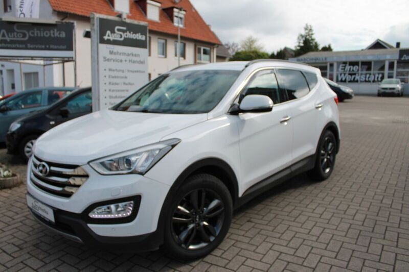 Weiß Gebraucht 2016 Hyundai Santa Fe Premium SUV | 16.499 € (Guter Preis) - Bild 1/4