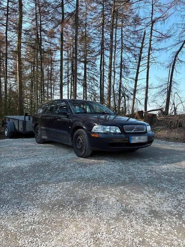 Gebraucht Volvo V40 122 PS (89 kW) 2001 Andere farben Kombi
