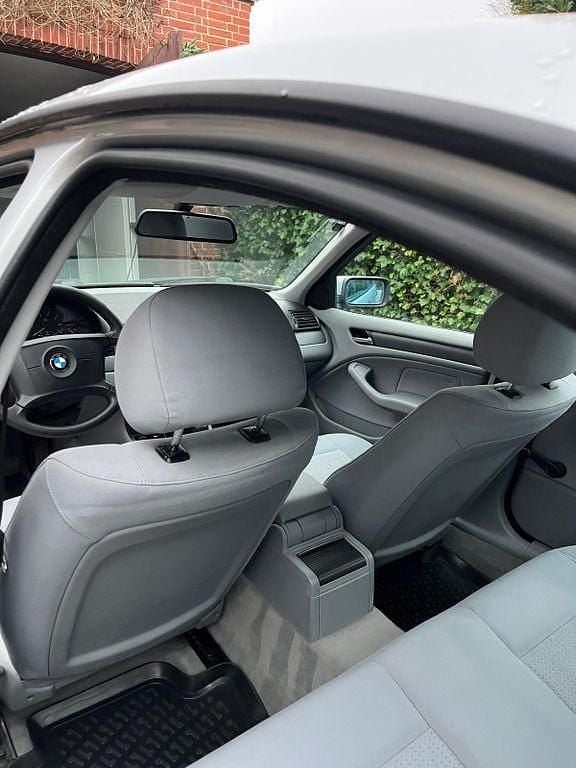 Gebraucht BMW 316 Basis 116 PS (85 kW) 2003 Silber Limousine