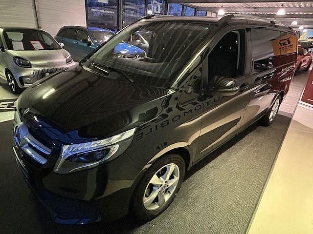 Gebraucht Mercedes V220 163 PS (119 kW) 2019 Schwarz Van / Kleinbus