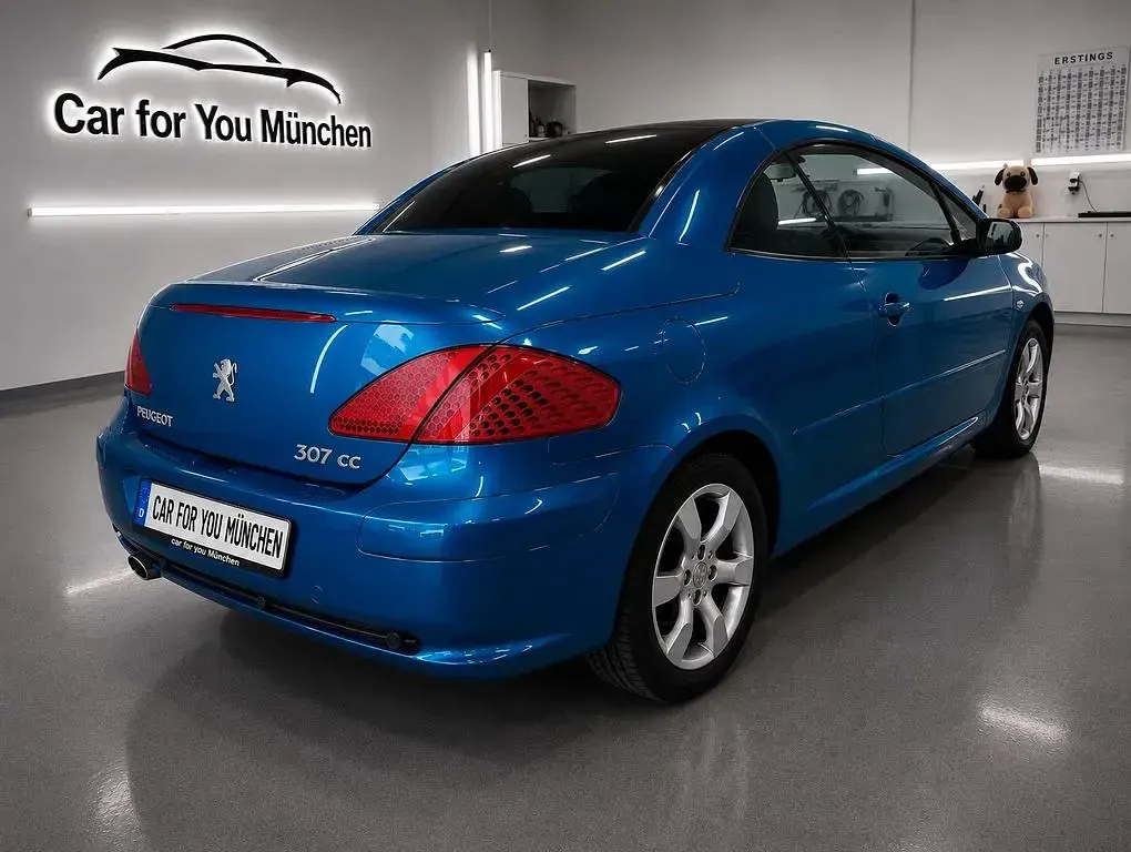 Gebraucht Peugeot 307 CC Tendance 140 PS (102 kW) 2006 Blau Cabrio