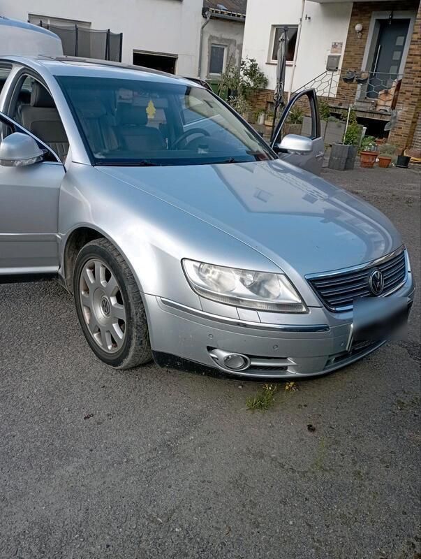Silber Gebraucht 2005 VW Phaeton Limousine | 2.200 € (Superpreis) - Bild 1/4