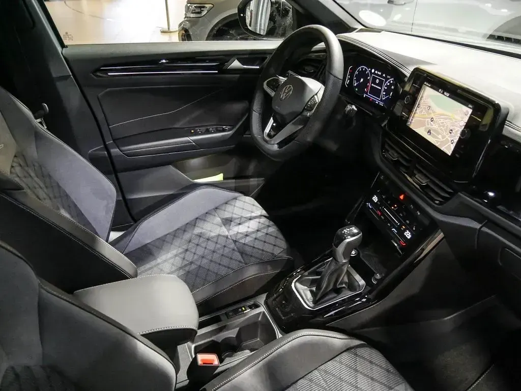 Gebraucht VW T-Roc R-line 150 PS (110 kW) 2025 Blau SUV