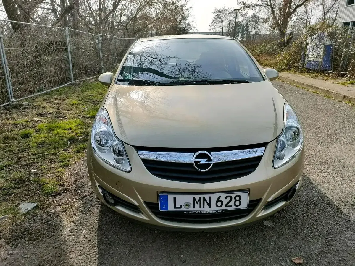 Gebraucht Opel Corsa 80 PS (58 kW) 2009 Gelb Kleinwagen