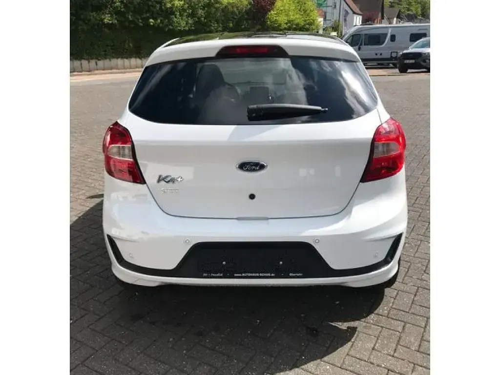 Gebraucht Ford Ka 86 PS (63 kW) 2019 Oxford white Limousine