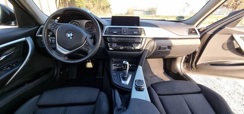 Gebraucht BMW 318 Sport Line 150 PS (110 kW) 2016 Braun Kombi