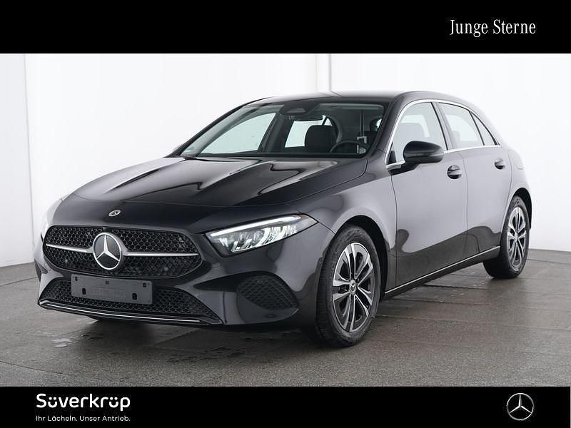 Schwarz Gebraucht 2025 Mercedes A180 Progressive Limousine | 28.180 € (Guter Preis) - Bild 1/2