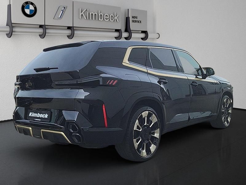 Używany BMW XM Performance 653 KM (480 kW) 2025 Czarny SUV