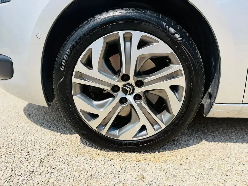 Gebraucht Citroën C4 Picasso Intensive 150 PS (110 kW) 2014 Silber Van / Kleinbus