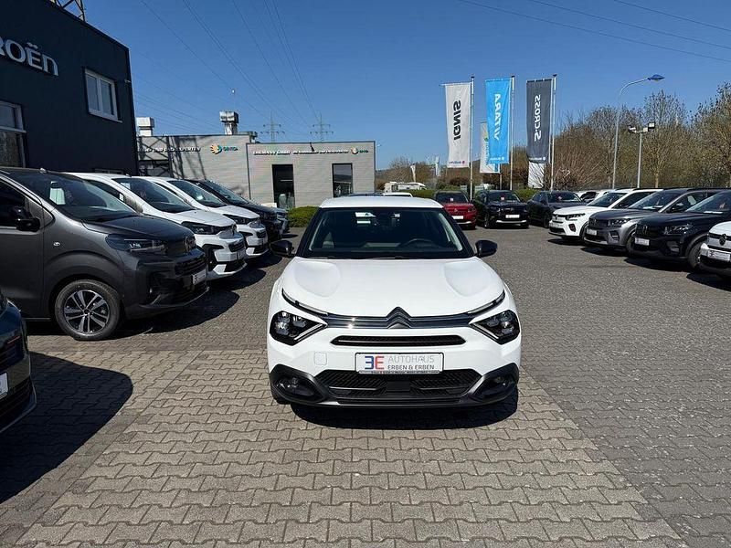 Gebraucht Citroën C4 Feel 131 PS (96 kW) 2021 Weiß Limousine