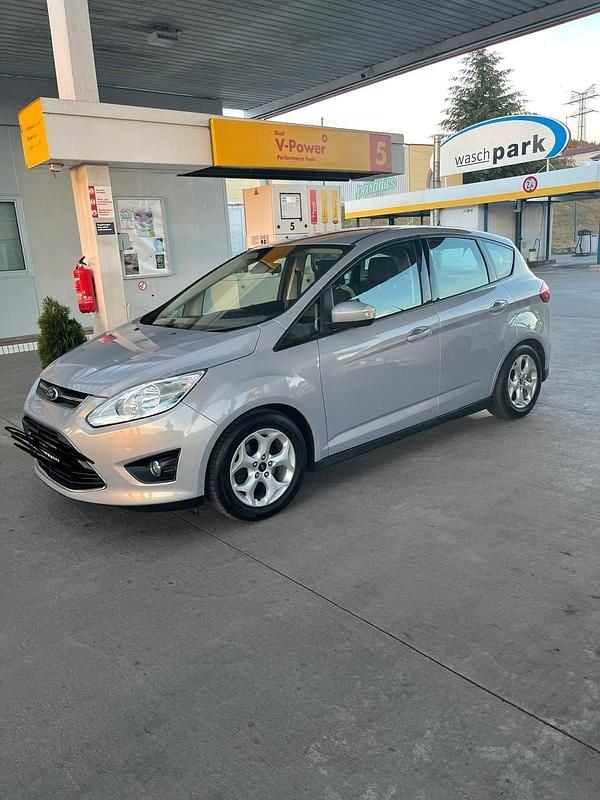 Silber Gebraucht 2013 Ford Grand C-Max Van / Kleinbus | 5.500 € - Bild 1/4