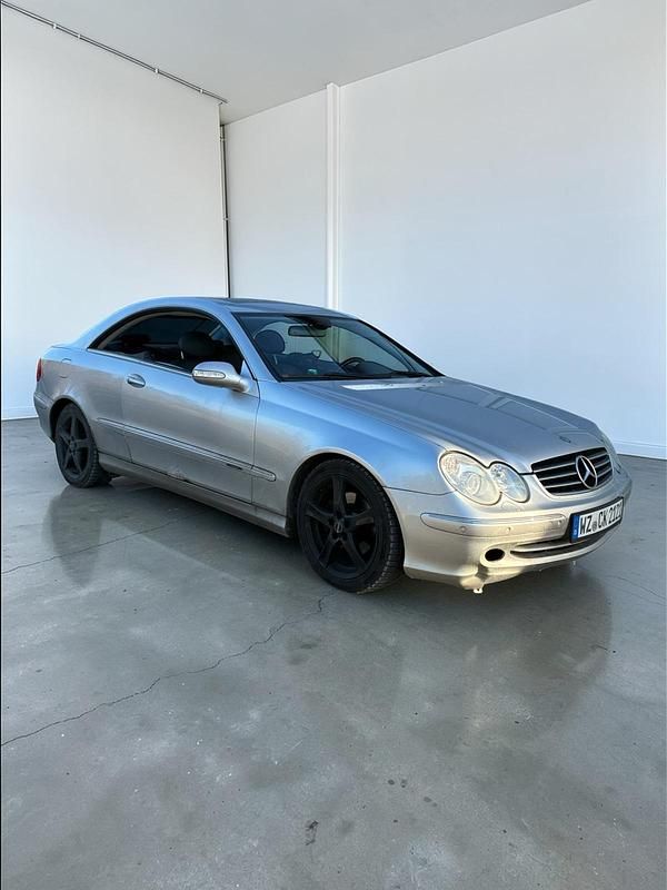 Gebraucht Mercedes CLK320 Avantgarde 218 PS (160 kW) 2003 Grau Coupé