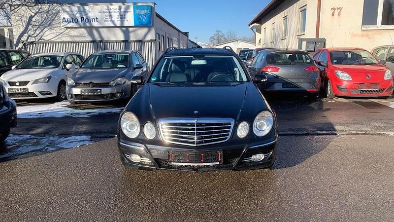 Gebraucht Mercedes E200 184 PS (135 kW) 2007 Schwarz Kombi