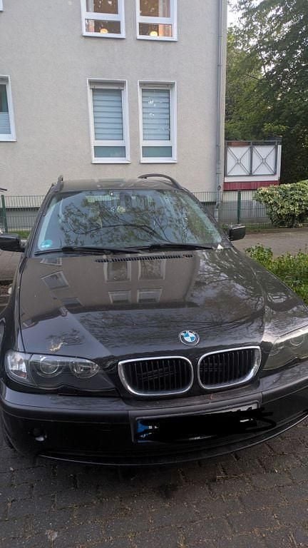Gebraucht BMW 318 143 PS (105 kW) 2003 Schwarz Kombi