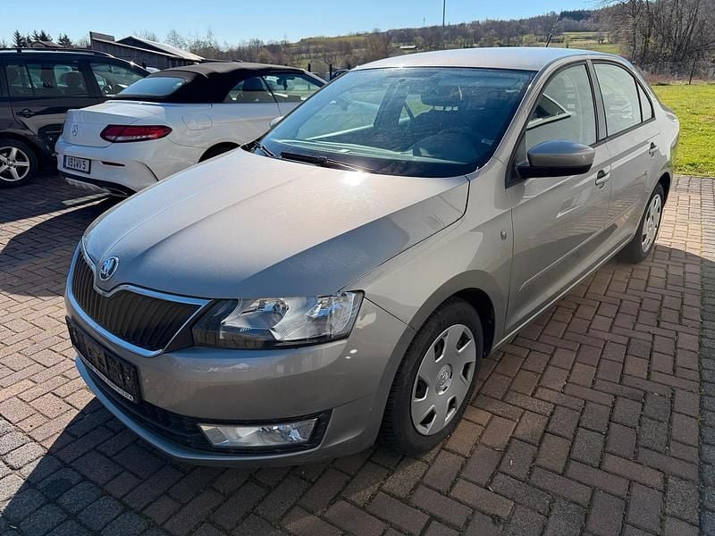 Gebraucht Skoda Rapid 86 PS (63 kW) 2014 Beige Kleinwagen