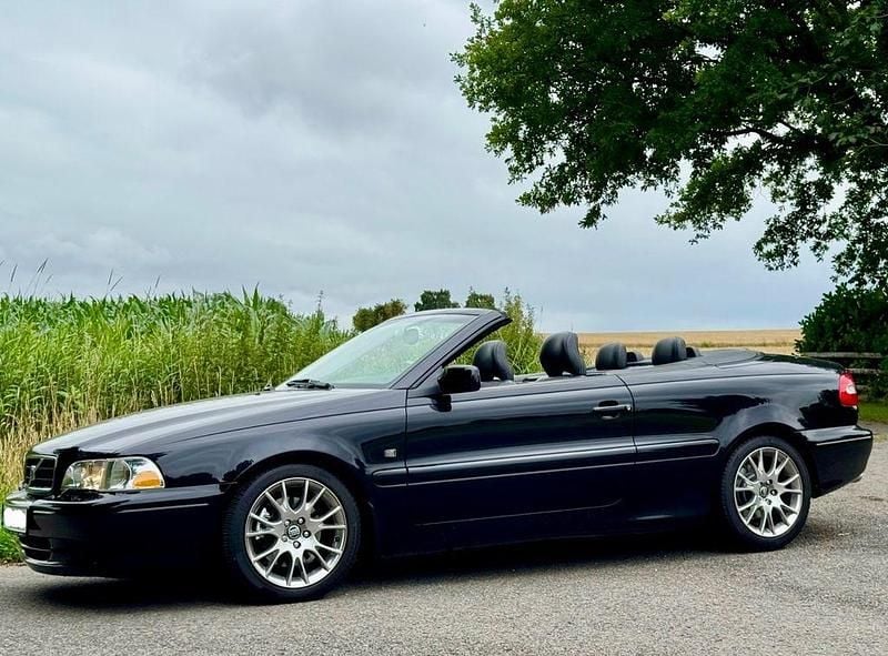 Schwarz Gebraucht 2005 Volvo C70 Cabrio | 14.000 € - Bild 1/4