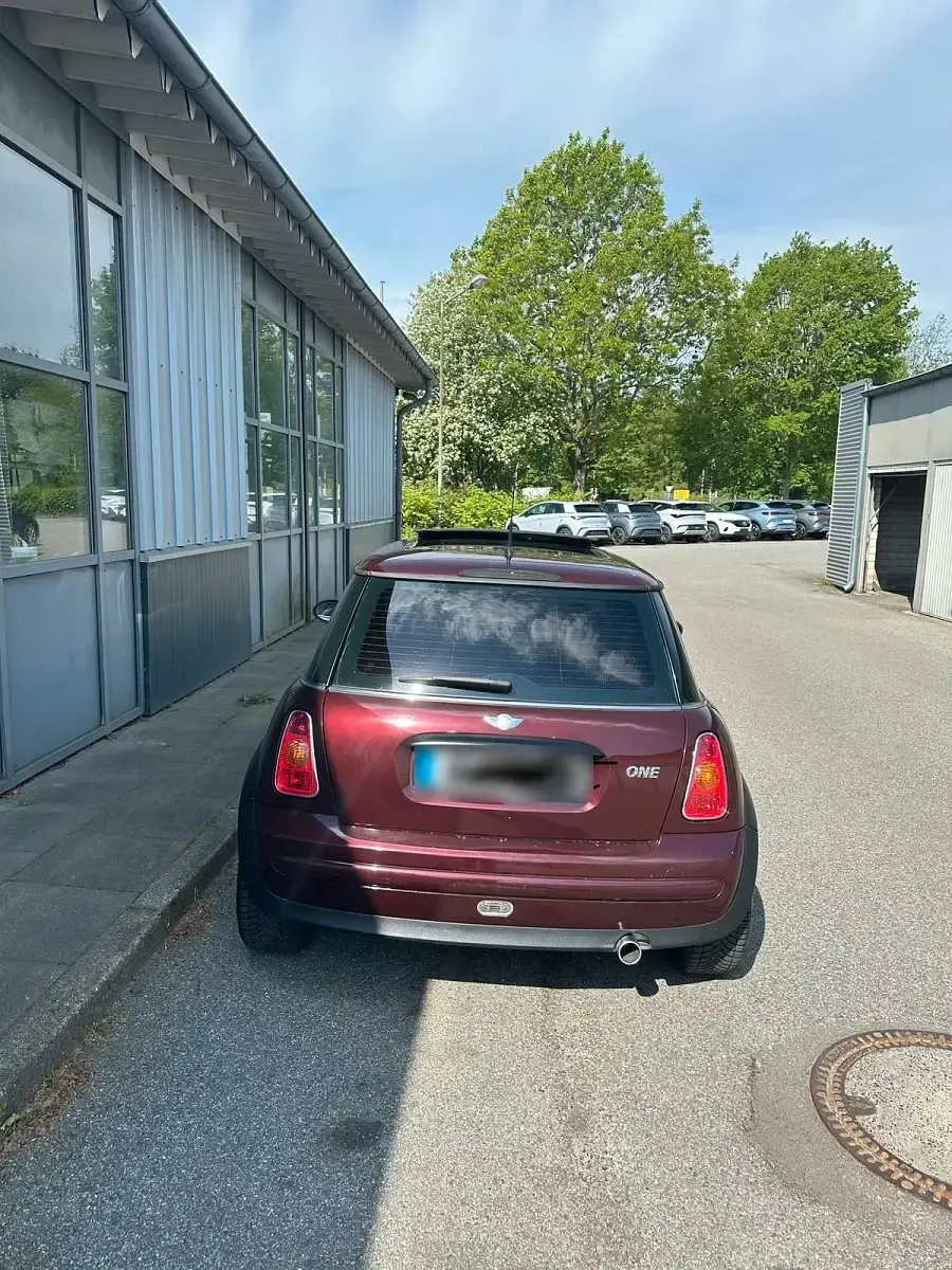 Gebraucht Mini ONE 90 PS (66 kW) 2003 Rot Kleinwagen