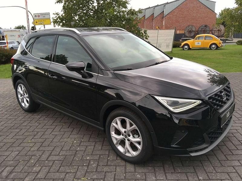 Mitternachtsschwarz Neu 2024 Seat Arona FR SUV | 22.990 € (Fairer Preis) - Bild 1/4