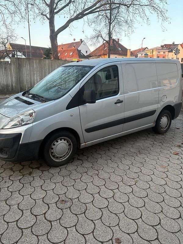 Gebraucht Peugeot Expert 120 PS (88 kW) 2011 Silber Van