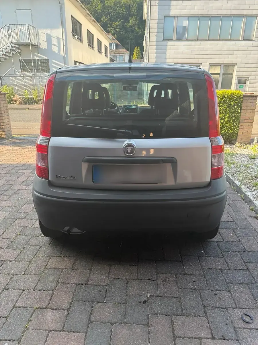 Gebraucht Fiat Panda 54 PS (39 kW) 2009 Silber Kleinwagen