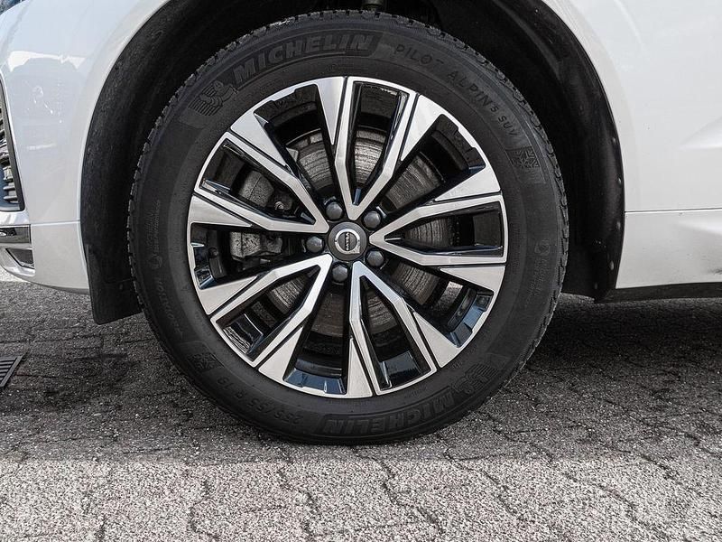 Gebraucht Volvo XC60 Inscription 197 PS (144 kW) 2023 Crystal white SUV
