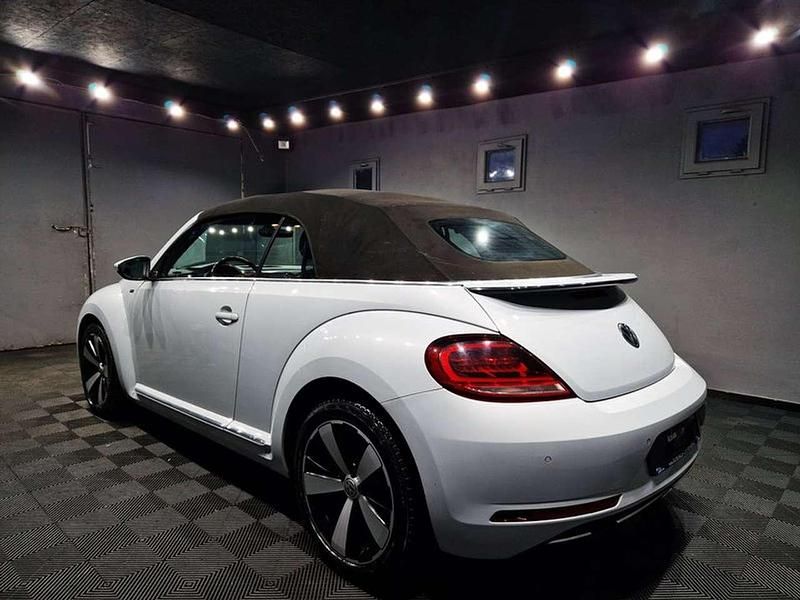 Gebraucht VW Beetle Allstar 105 PS (77 kW) 2017 White silver Kleinwagen
